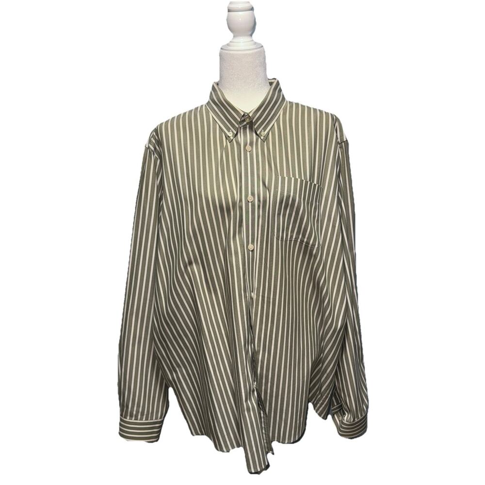 Eddie Bauer Mens XXL Button Down Shirt Striped Wrinkled Resistant Relaxed
